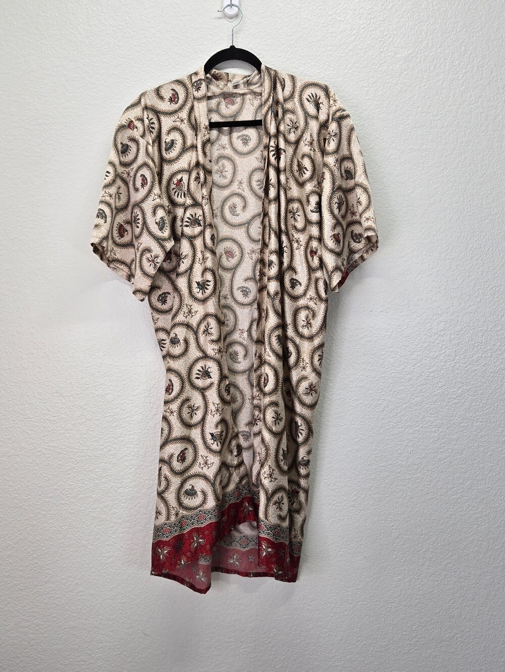 VTG Handmade Silk Duster Robe Beige Red Paisley Kimono Cardigan Coverup No Tie